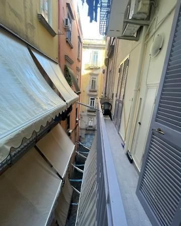 A Casa Re Nonn Apartment Наполи Екстериор снимка